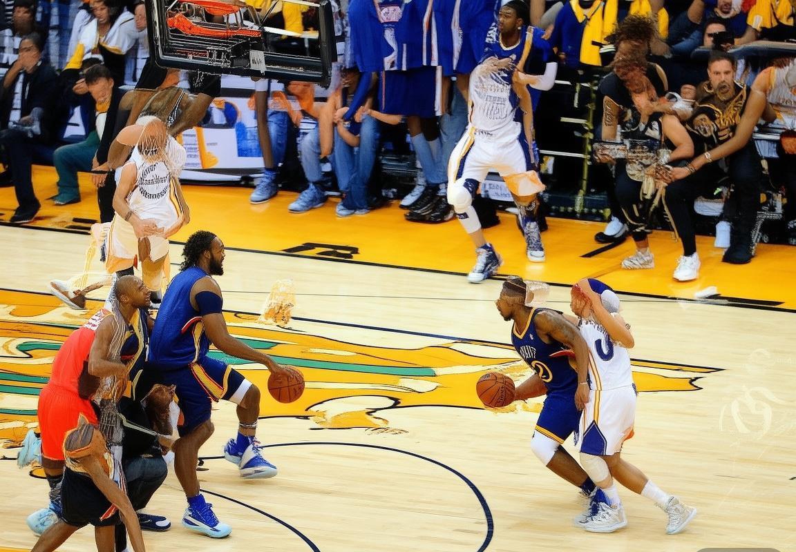 2015NBA季后赛：鹈鹕对勇士巅峰对决回顾